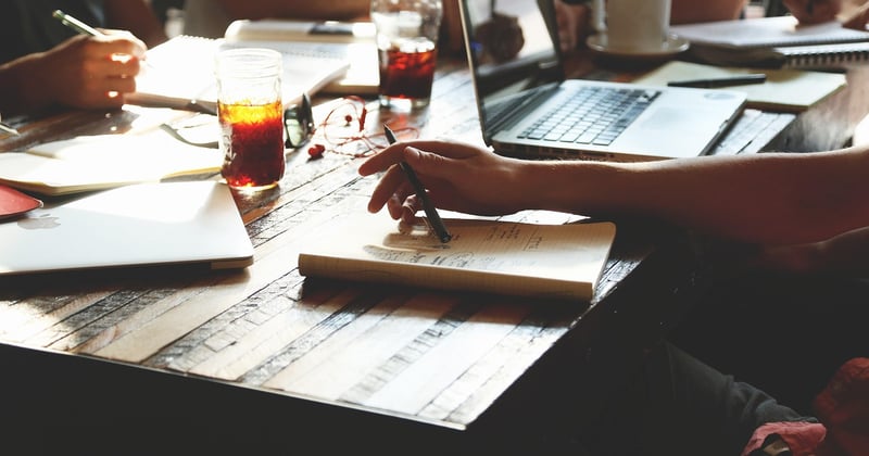 Linkedin, c'est quoi exactement ? Le guide simple pour tout comprendre