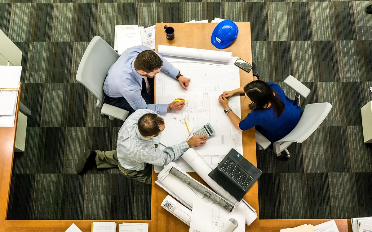 Travailler en 3x8 en 2026 : conseils pour optimiser votre bien-être et productivité